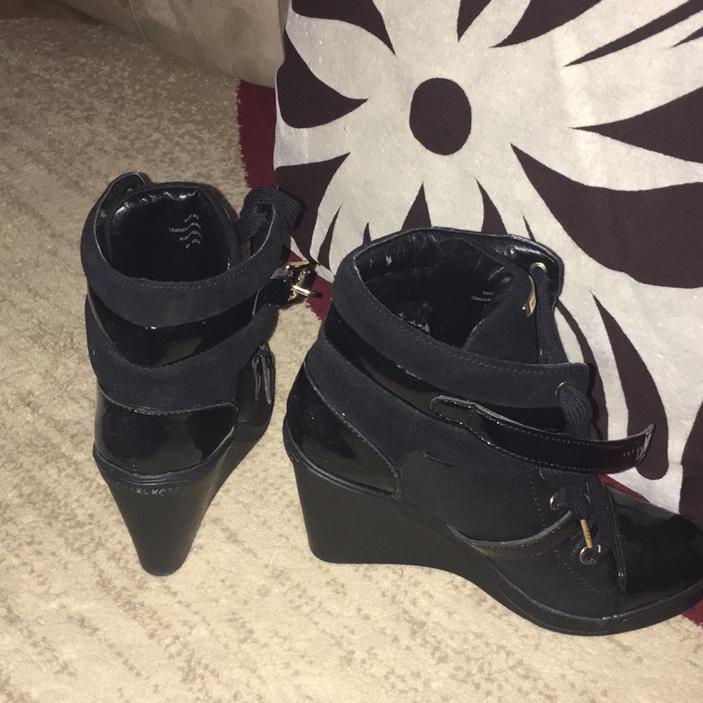 Heels boots